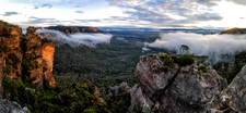 BMP129 Megalong Valley with Boars Head Rock & Narrow Neck on left.